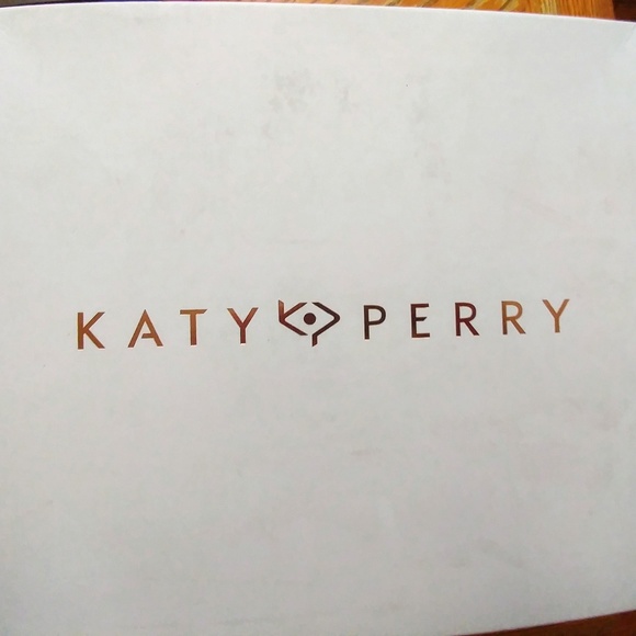 Brand new Katy Perry Boots - Picture 5 of 5